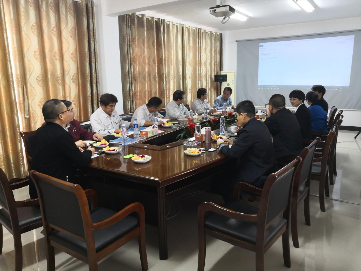 江蘇抖阴污免费网站會議室與日本客戶溝通